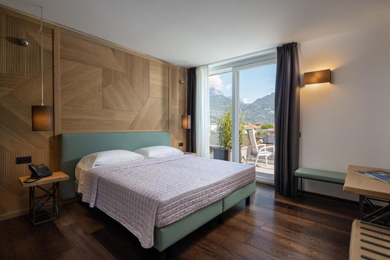 Aris Apartments & Sky Pool - Tonelli Hotels - Adult Friendly Ρίβα ντελ Γκάρντα Εξωτερικό φωτογραφία