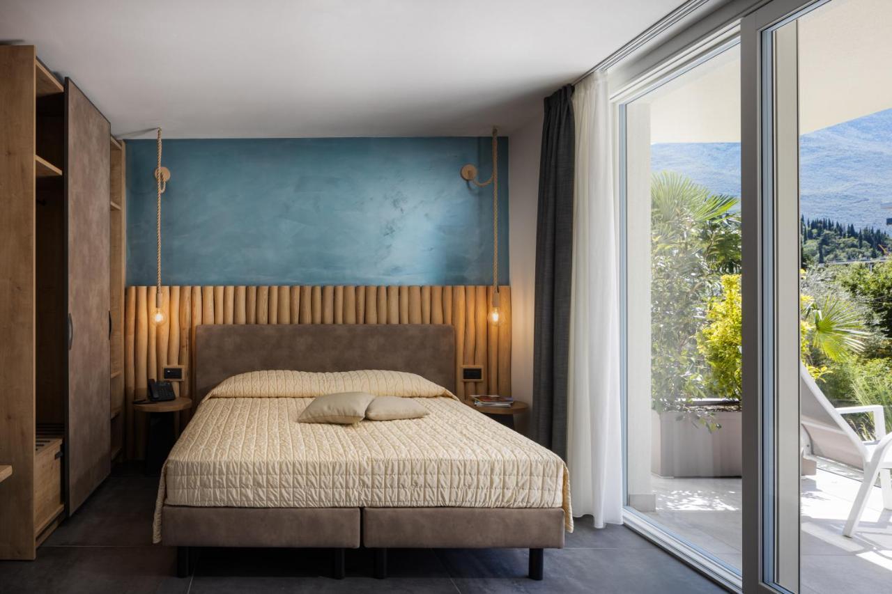 Aris Apartments & Sky Pool - Tonelli Hotels - Adult Friendly Ρίβα ντελ Γκάρντα Εξωτερικό φωτογραφία