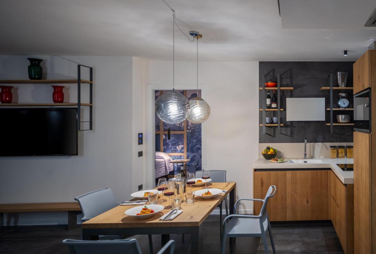 Aris Apartments & Sky Pool - Tonelli Hotels - Adult Friendly Ρίβα ντελ Γκάρντα Εξωτερικό φωτογραφία